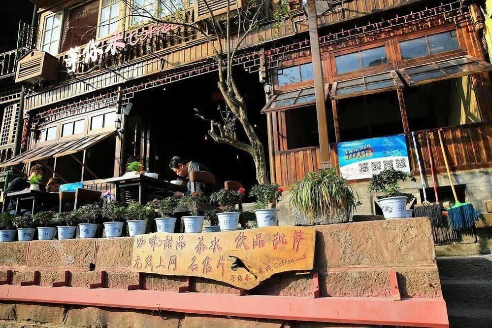 Fenghuang Waitin For You Inn ภายนอก รูปภาพ